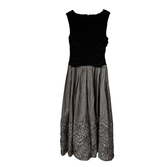 Ignite Evenings Black and Gray Embroidered Midi Dress, 14P - Picture 5 of 13